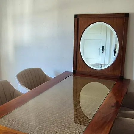 Apartment Haus Hugo