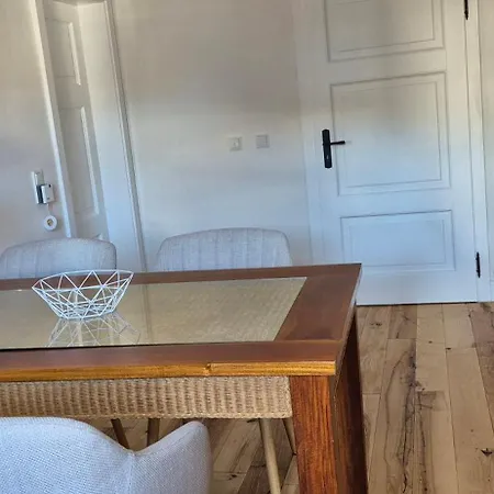 Apartment Haus Hugo